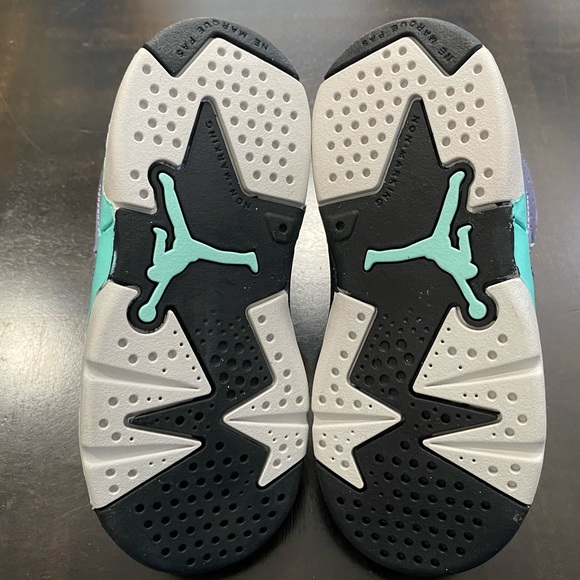 Air Jordan 6 Retro GT Kids Sneakers Size 8C - Picture 9 of 10
